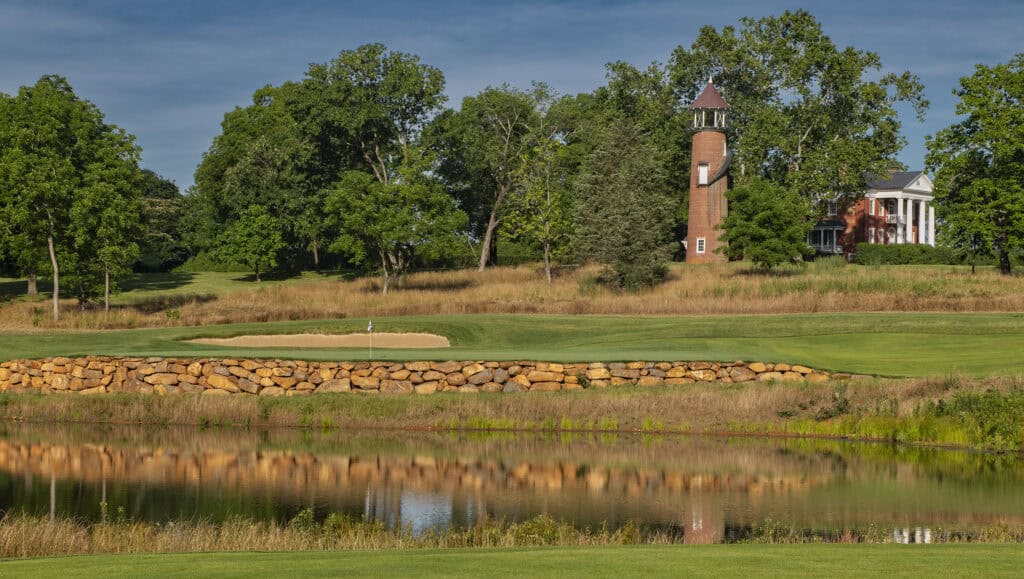 Charlottesville Golf Vacation 14 Boars Resort Golf Club 17th hole