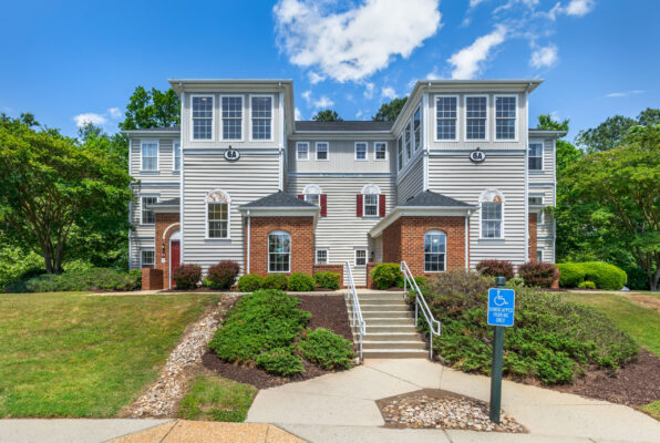 PHFLU EXT BLDG 2025 003 scaled