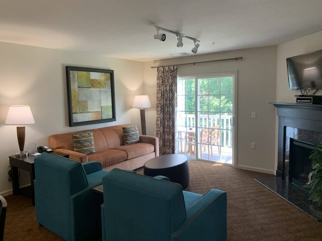 The Colonies at Williamsburg 2 The Colonies WIlliamsburg